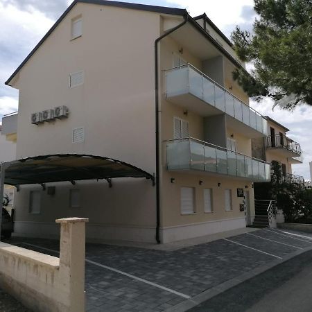 Apartmani Karla Zablaće Exterior foto